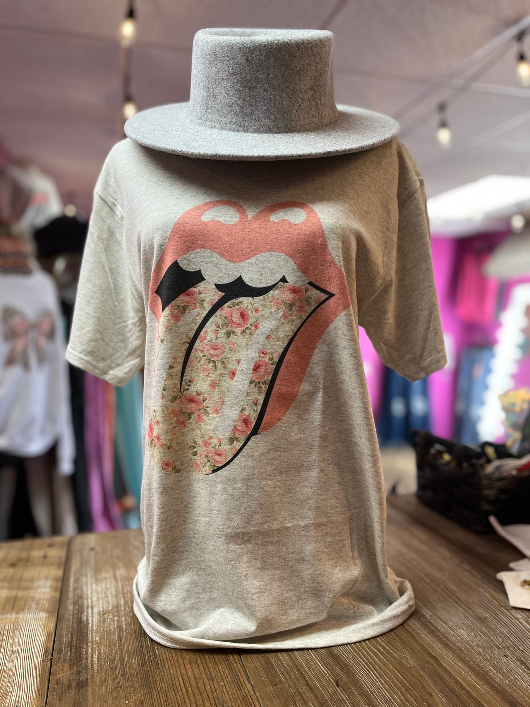 FLOWER TOUNGE | S-2XL | $25 | TNG