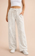 Load image into Gallery viewer, VIRAL CAMO SWEATS | S-L | $36 | TNG
